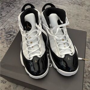 Jordan 11